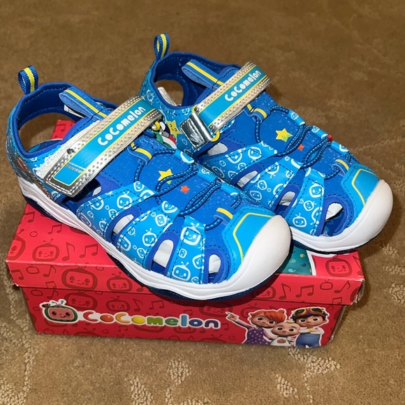 NWT Cocomelon Blue Light Up Shoes, Size 12 - Picture 1 of 7